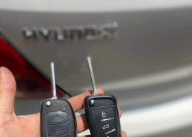 LÀM CHÌA KHÓA REMOTE XE HUYNDAI