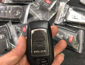 LÀM CHÌA KHÓA REMOTE XE HILUX